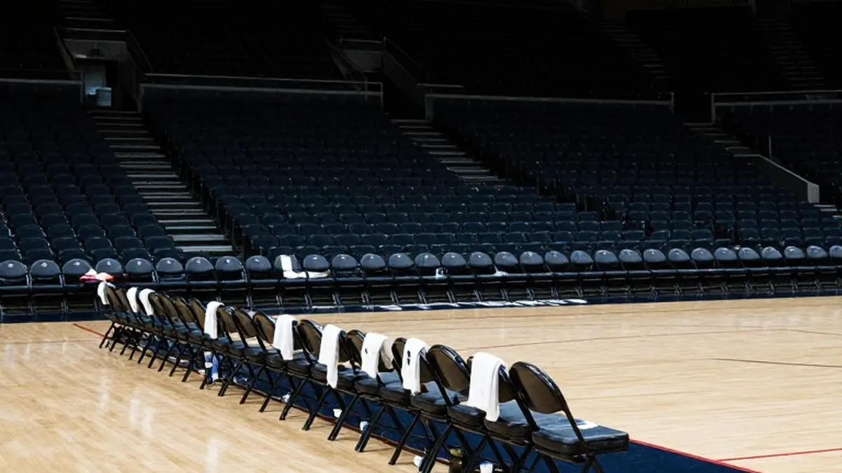 Illustration for: Thunder Open 4-0 but Lose Two Key Players to Serious Injuries